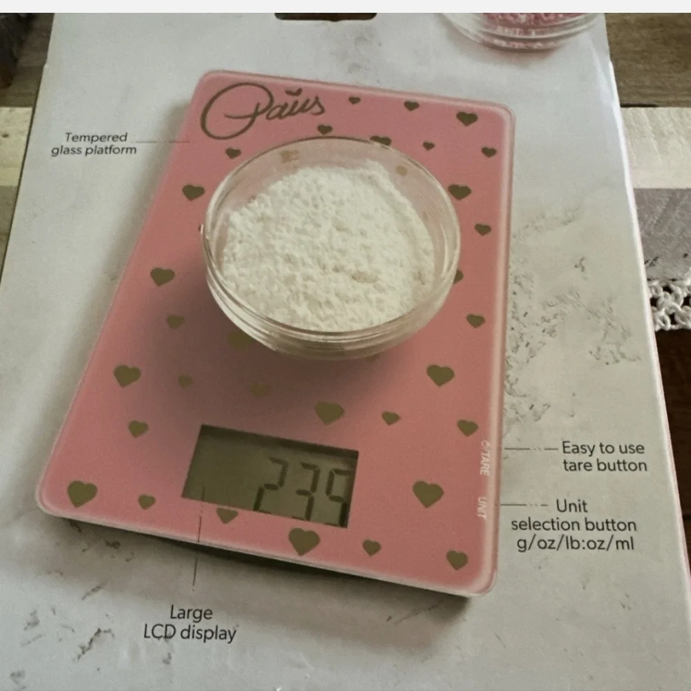 Paris Hilton Pink Heart Digital Glass Scale